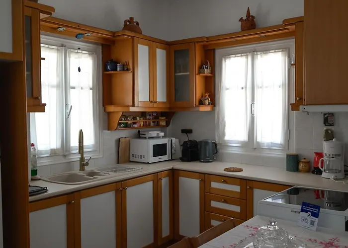 Διαμέρισμα Kamares Bay View