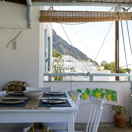 Kamares Bay View Apartament *