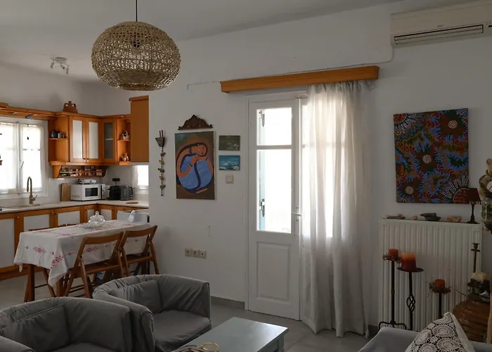 דירה Kamares Bay View